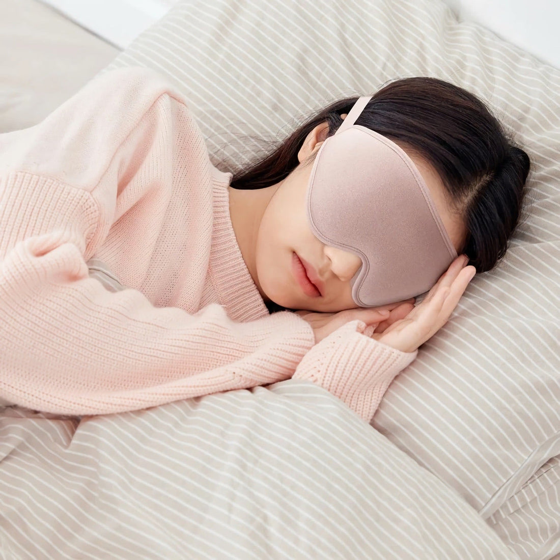 5 Common Sleep Problems a Sleep Mask Can Help Solve
