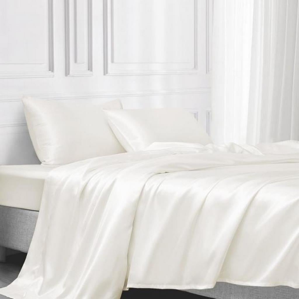 The Canadian Standard for Rest: Why Luxeport Silk Duvets Redefine Sleep