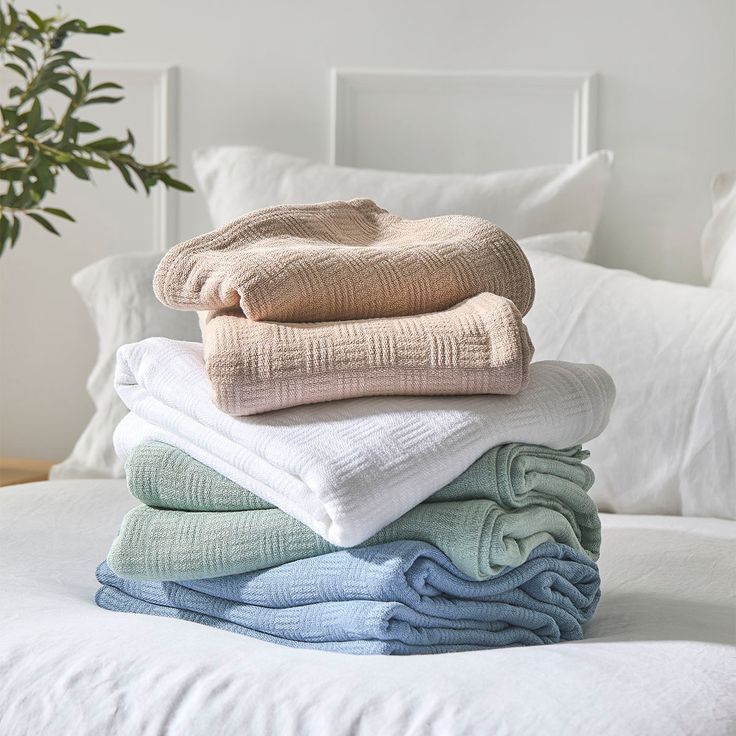 7 Reasons Canadians Are Switching to Bamboo Blankets for Better Sleep
