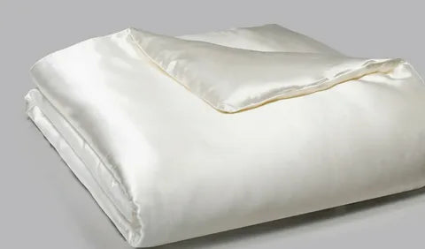 Organic Silk Duvet Cover: Benefits, Breathability, and Long-Term Comfort